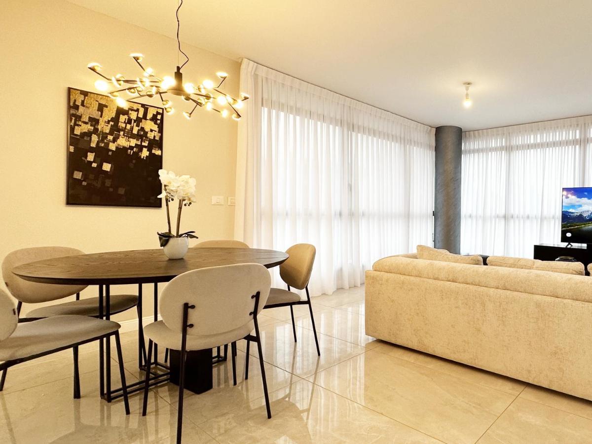 Mini Penthouse Near The Beach 内坦亚 外观 照片