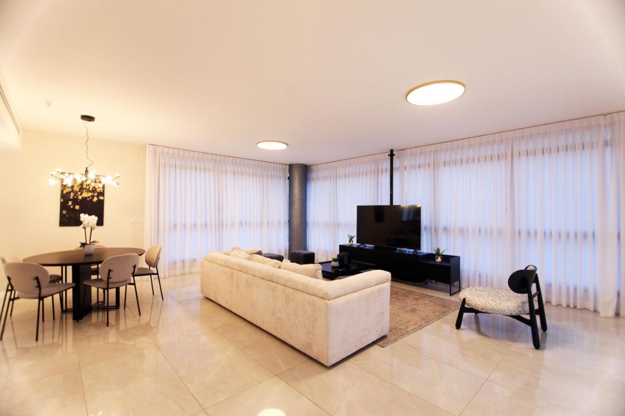 Mini Penthouse Near The Beach 内坦亚 外观 照片