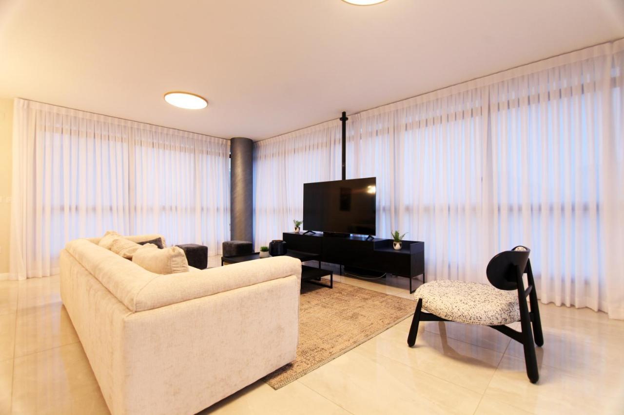 Mini Penthouse Near The Beach 内坦亚 外观 照片