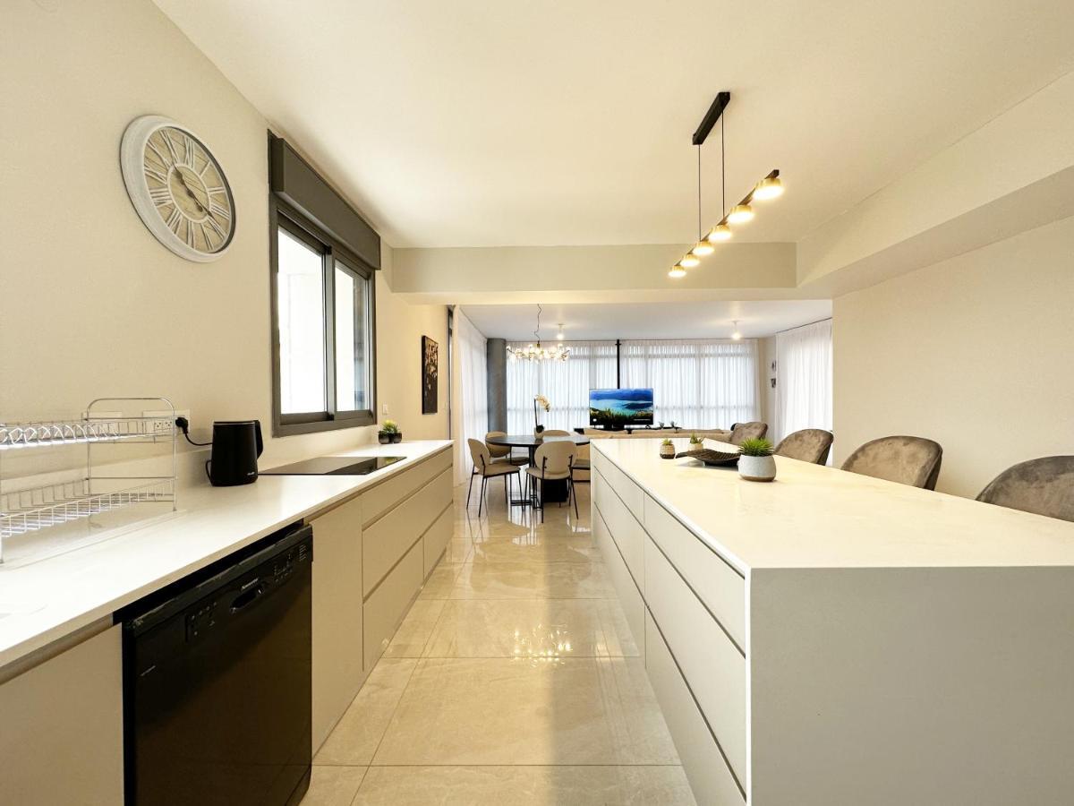 Mini Penthouse Near The Beach 内坦亚 外观 照片